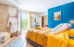 Maisons de vacances Nice Home In Le Tignet With Wifi : photos des chambres