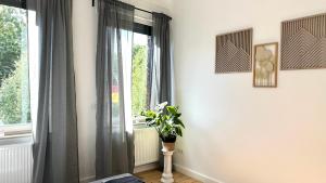 Apartment Savanna im historischen Stadtkern Linn in Krefeld, nähe Düsseldorf Messe, Airport, Parkmöglichkeiten direkt vor dem Haus