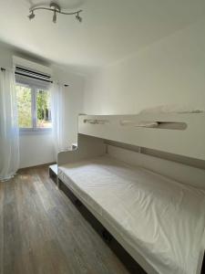 Villa Emery 555