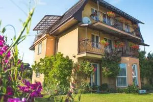 Pensjonat Lazur - Wrzosowo