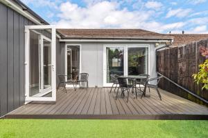 Roslen - Lovely Bungalow Near Beach and Village