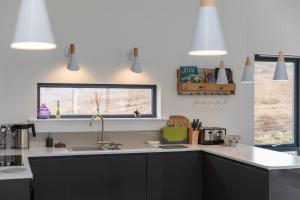 Luxury Isle of Lewis Retreat with Sea Loch Views