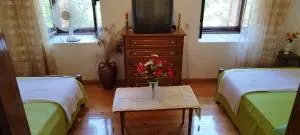 Afrodite Home - Sklíthron