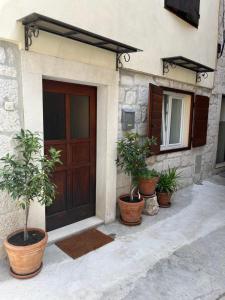 Old Town Stay by Ivo