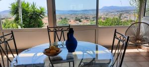 Maisons de vacances Maison au calme vue mer a 180 : photos des chambres