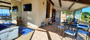 Maisons de vacances Maison au calme vue mer a 180 : photos des chambres