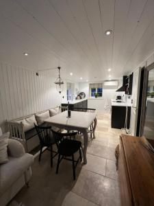 Nyrenoverad pärla centralt i Kungshamn