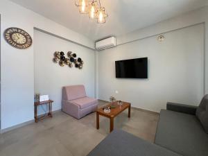 Marialenas House II