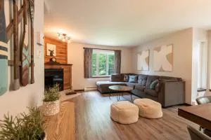 Townhouse On The Golf W Pool Access -aiglon 1717 - La Conception