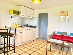 Appartements La Caravelle 2 pieces sur jardin : photos des chambres