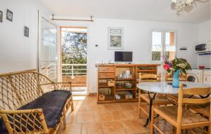 Appartements Awesome Apartment In Afa With Wifi : photos des chambres