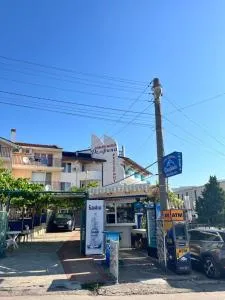 Family hotel Delfina - 沙布拉