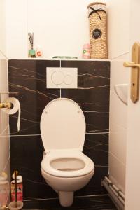 Sejours chez l'habitant Chambre avec sa salle de de bain privative : photos des chambres