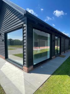 Jasmine -Luxury Stay Willow Farm Faversham