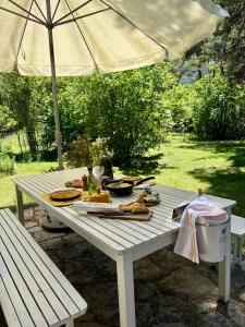 Large Riverside Chalet Near Gorges du Verdon