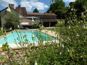 Maisons de vacances La Colline Truffiere : Maison 4 Chambres