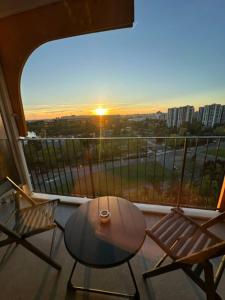 Joli appartement vue tour Eiffel de loin