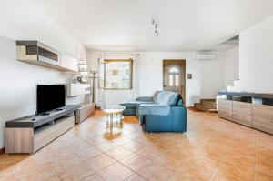 GuestHost - Sweet Home in Portoscuso! img6