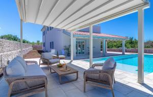 Beautiful Home In Barban With Sauna 