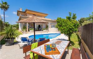 3 Bedroom Gorgeous Home In Cala Bona