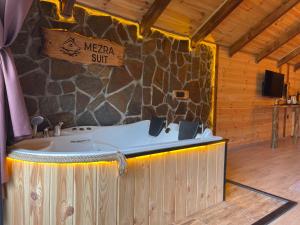 Mezrasuit Bungalov