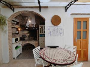 Apartments Lena - 3hvězdičkové hotely ve městě Komiža