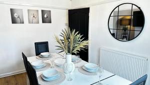 Cosy 3 bed Home near NEC & BHX