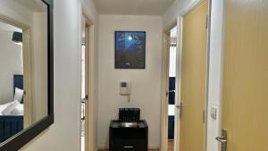 City Centre 1 Bedroom Cozy Apt - With Balcony