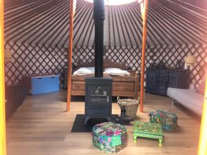 Iloons yurt