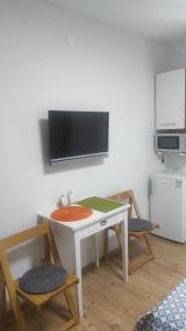 Apartment and Room Bonefacic 