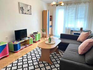 Old Town Lovely Apartment