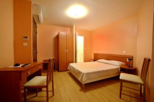 Hotels Hotel le Dauphin : photos des chambres