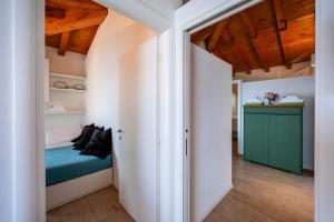 Love Italy Homes - Eliland Lake View