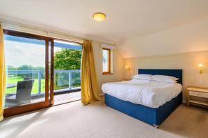 Clowance, Golf View 80b