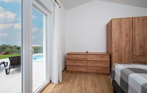 Holiday Home Seaside Serenity