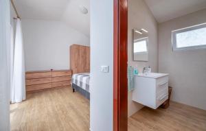 Holiday Home Seaside Serenity