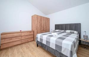 Holiday Home Seaside Serenity