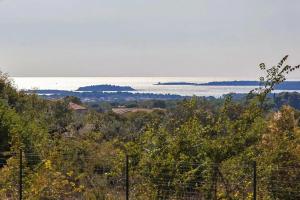 Holiday Home Seaside Serenity