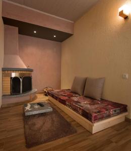  Livadi Suites, Pension in Arachova bei Lílaia