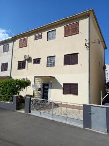 Apartment Miranda - 3hvězdičkové hotely ve městě Dugi Rat