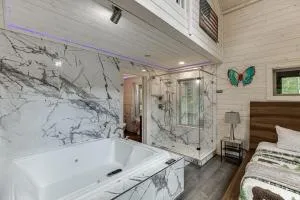 Pinnacle Suite Treehouse Near Helen, Georgia - Clermont