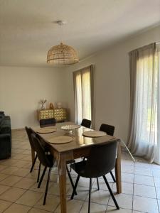 Maisons de vacances Grande villa a 15 min des plages : photos des chambres