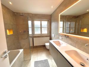 Ferienwohnung "Aschbergblick" - Edel Wohnen im Ortskern Schliersee