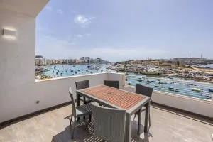 NEW Duplex penthouse w breathtaking views by SF HOMES - Il- Gżira