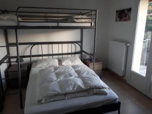 Villas Maison Des Levriers met zwemvijver en airco in Katharenland : photos des chambres