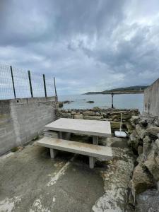 Casa duples junto playa Cubelas