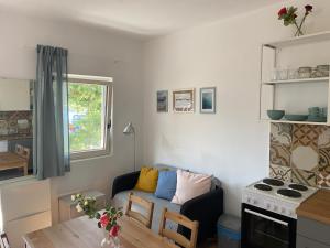 Deskos Cottage in Sutomore