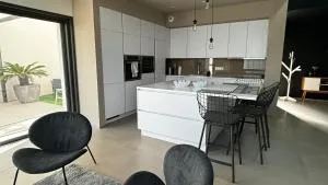 Maison moderne proche plages - 撒莱