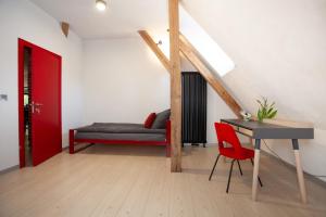 Big Apartment-250m2-City Center