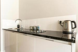 Urban Apartaments - Great Location - City Center - Wronia 45